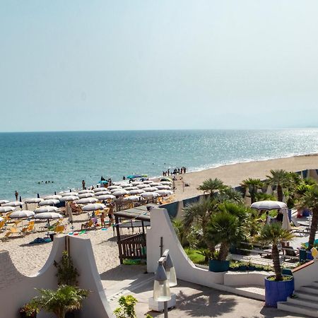 Nirvana Club Village Ботричело Екстериор снимка