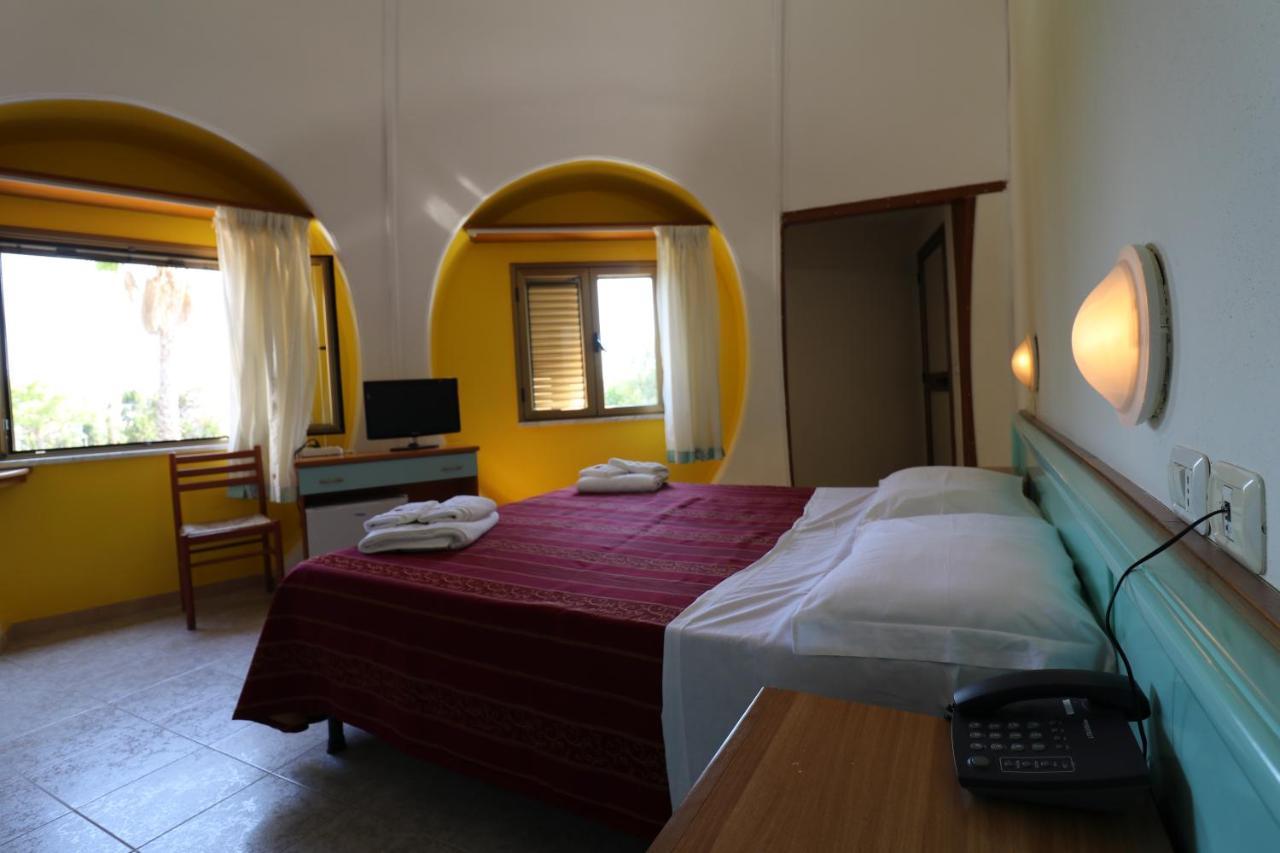 Nirvana Club Village Ботричело Екстериор снимка