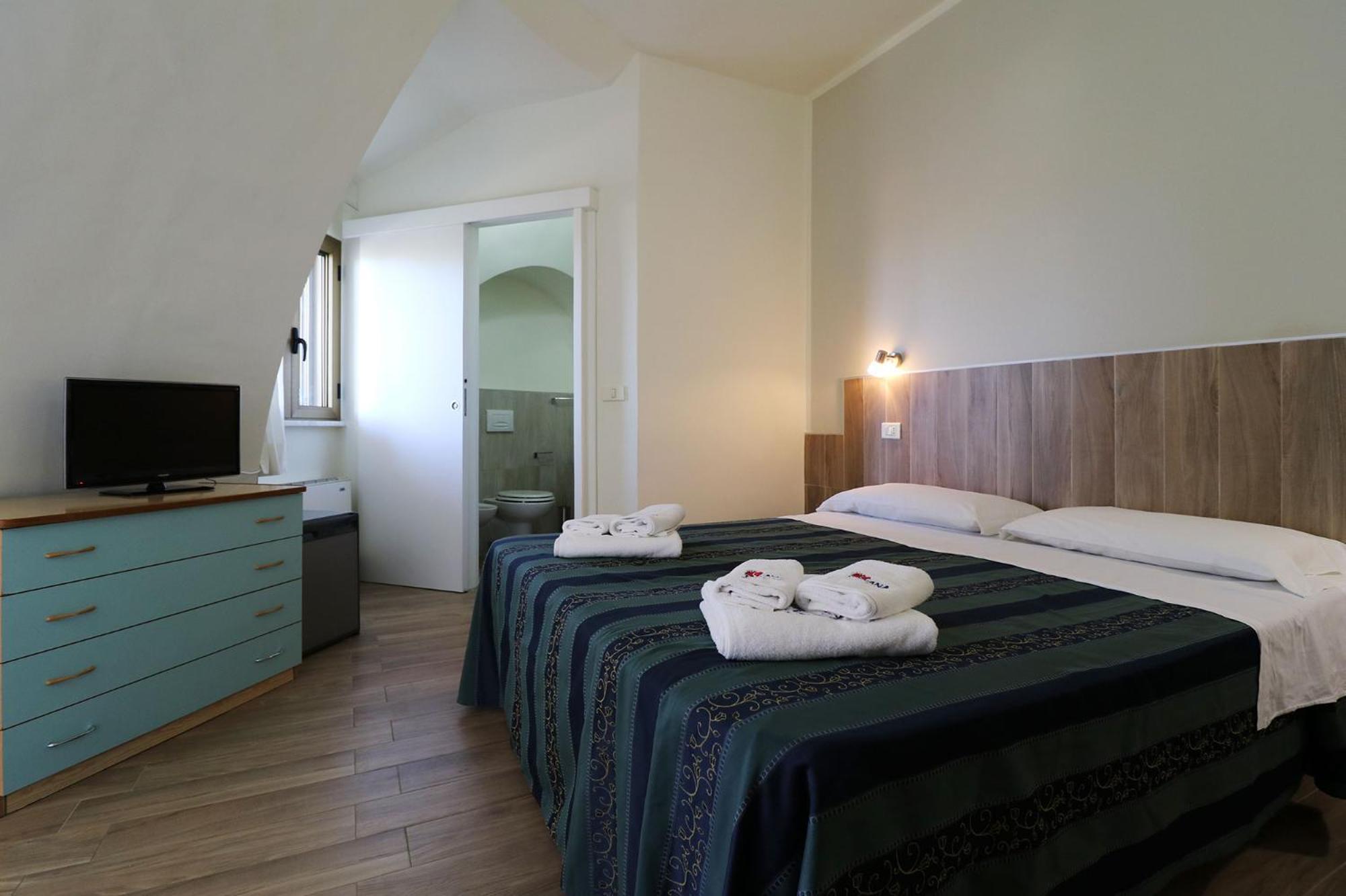 Nirvana Club Village Ботричело Екстериор снимка