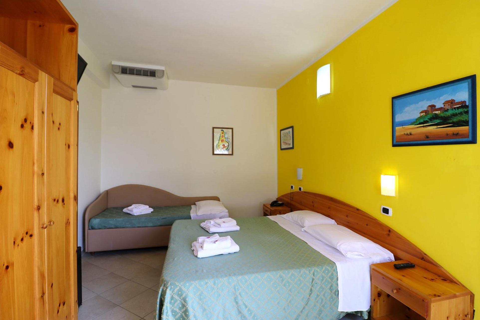 Nirvana Club Village Ботричело Екстериор снимка