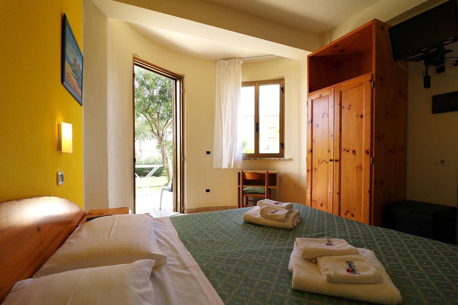 Nirvana Club Village Ботричело Екстериор снимка