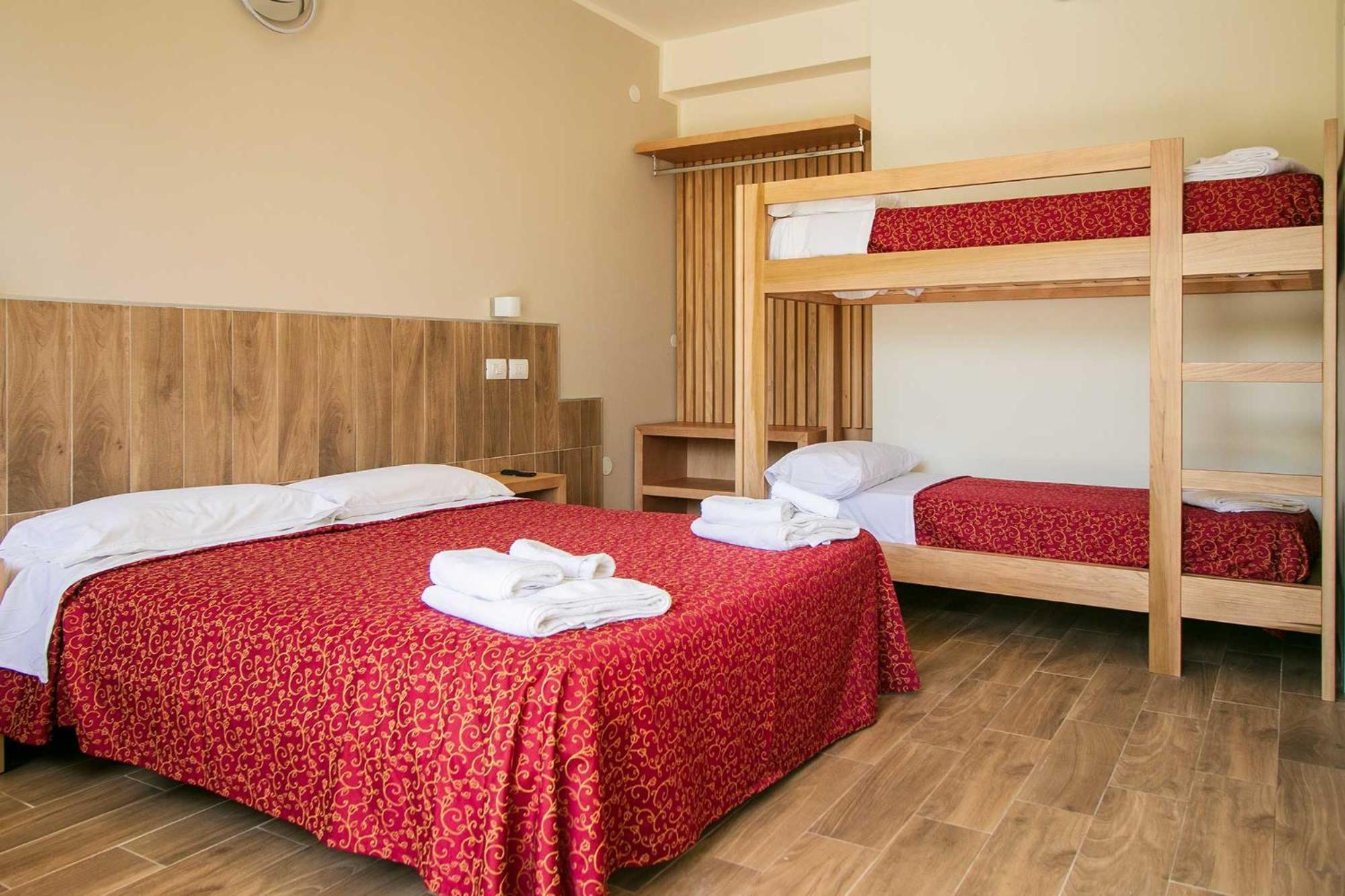 Nirvana Club Village Ботричело Екстериор снимка
