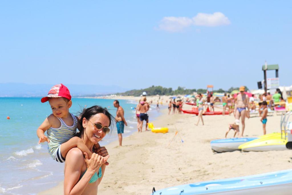 Nirvana Club Village Ботричело Екстериор снимка